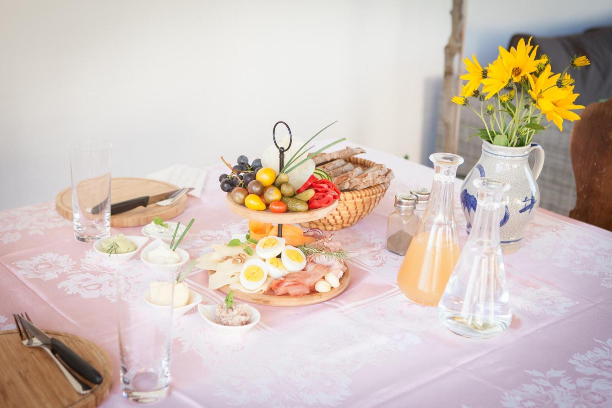 Kaeferberghof Im Burgenland, Komfortzimmer Mit Fruehstueck, Bed & Breakfast, Urlaub Am Bauernhof Eltendorf Esterno foto
